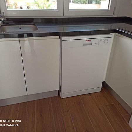 Beautiful Apartment In Third Line Beach Boliches Fuengirola Eksteriør billede